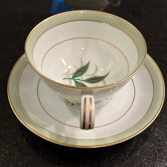 Footed Cup & Saucer Set Greenbay by NORITAKE.  Set of 4 - Picture 5 of 16